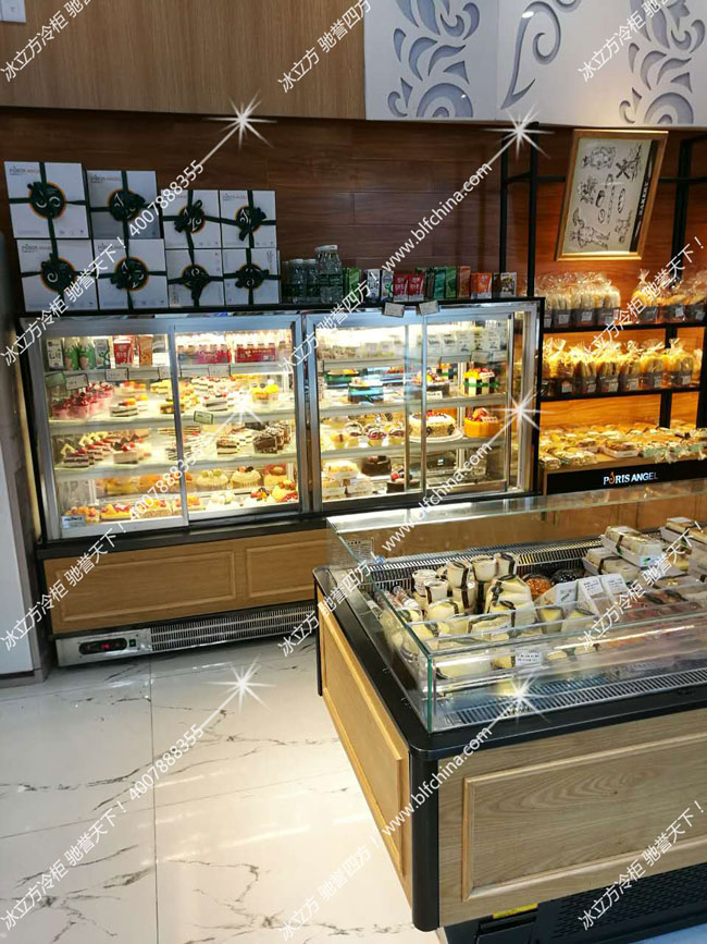 蛋糕展示柜风冷的好吗？会把蛋糕吹干吗？